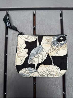 Vera Bradley Camellia Retired Print Quilted Zip Coin Purse Wallet Floral